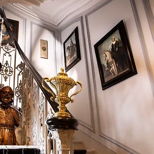 Residencia Henri Iv Hotel