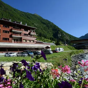 https://lours-bleu.hotels-rhonealpes.com