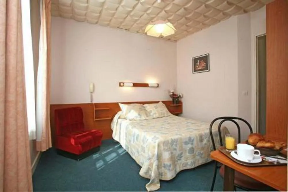 ***  Hotel Lucien & Marinette Paříž Francie
