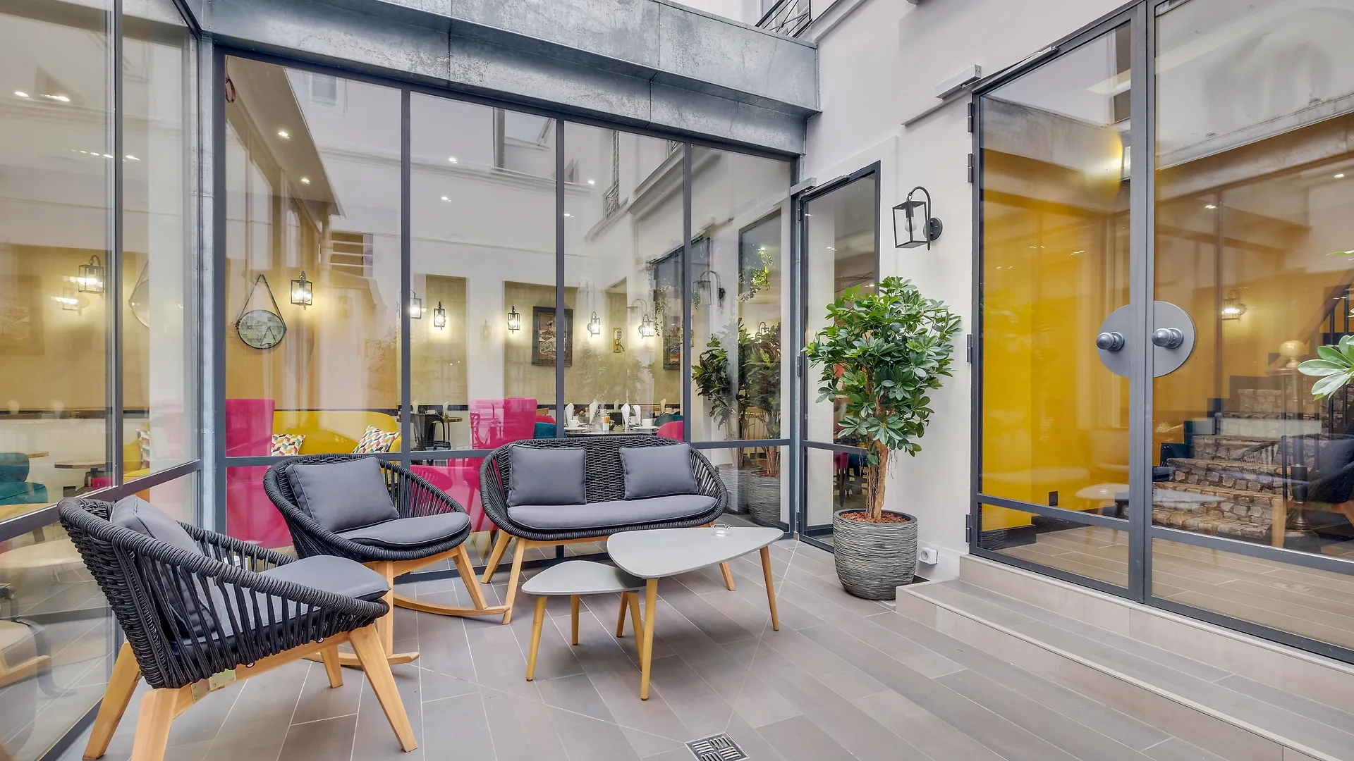 Hotel Lucien & Marinette Paris